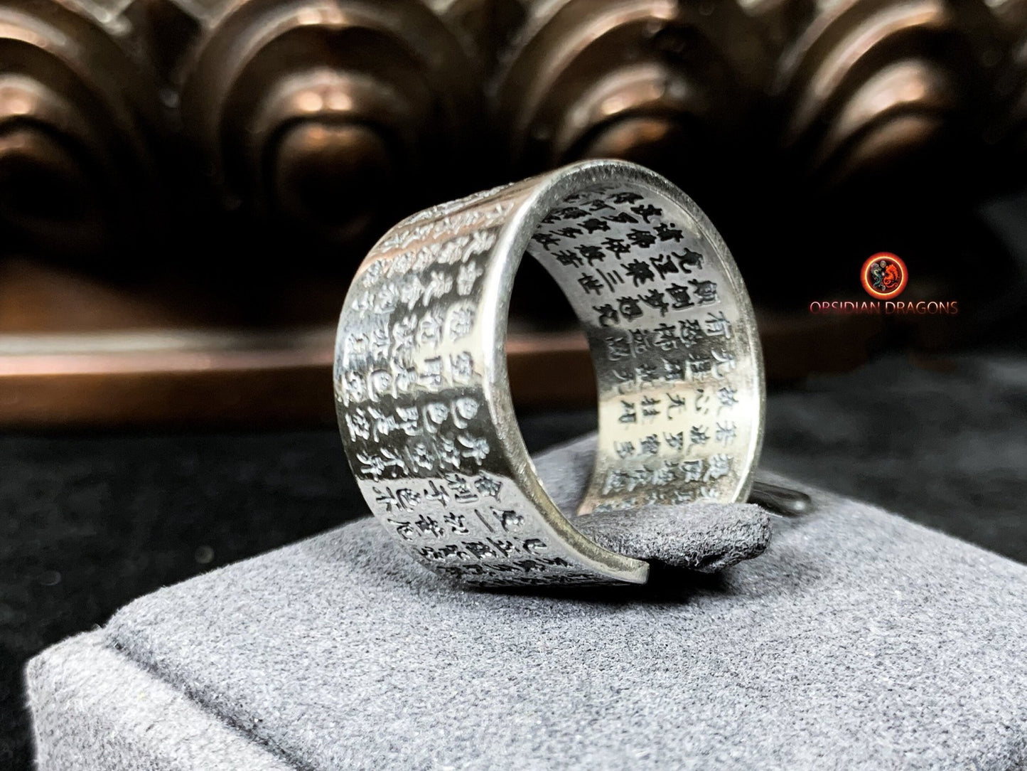 Bague bouddhiste en argent - Bouddha  Acala - Sutra du Cœur | obsidian dragons