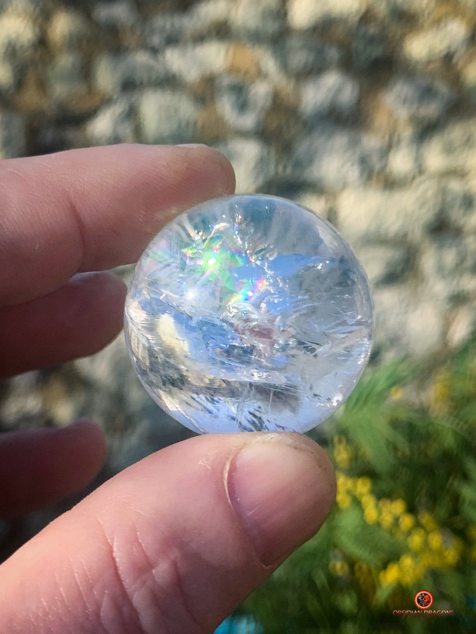 Boule de Cristal de Roche Naturelle - Reflets Arc en Ciel - Unique | obsidian dragons