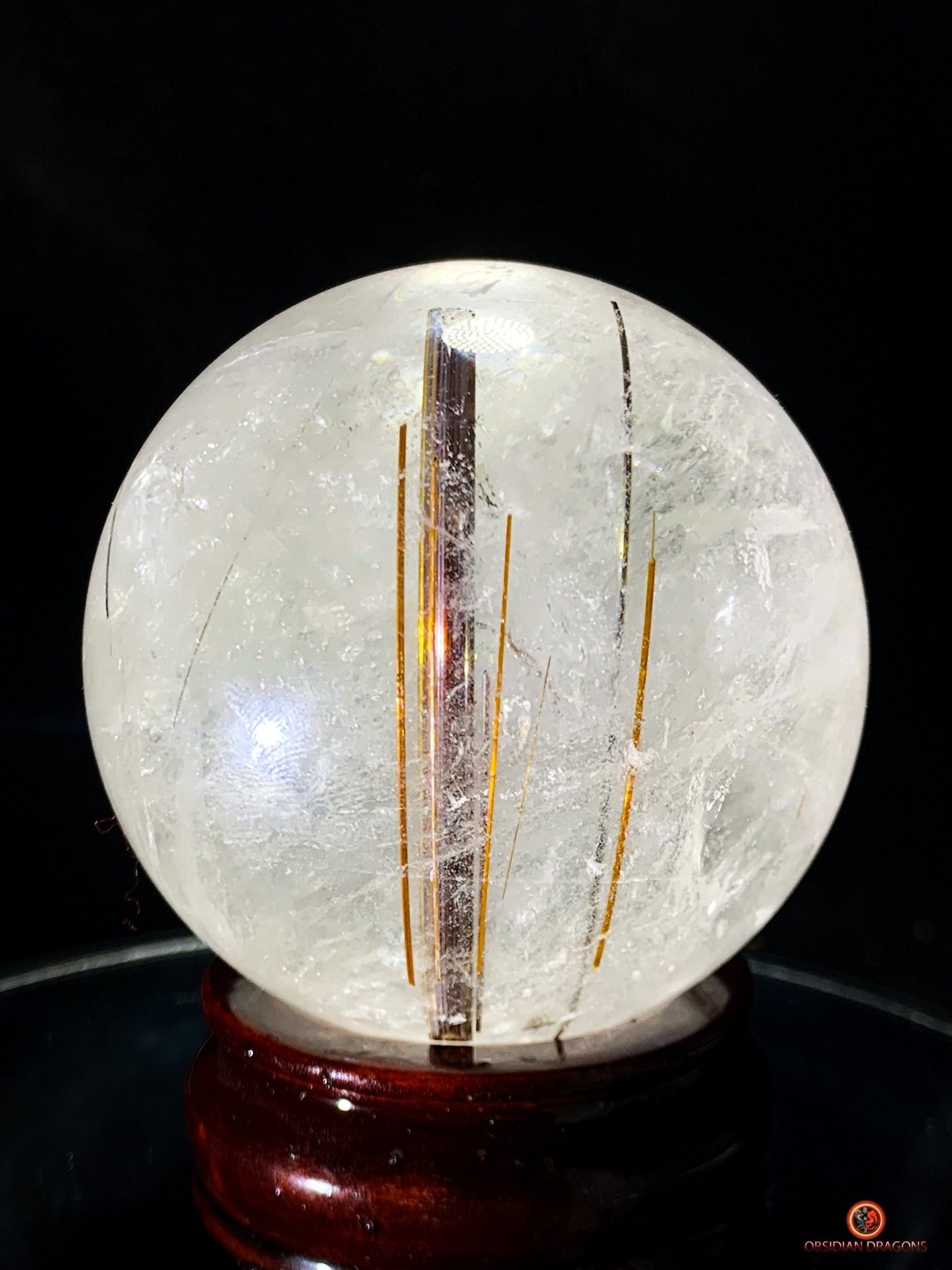 Boule de cristal de roche - inclusions de tourmalines et rutiles | obsidian dragons