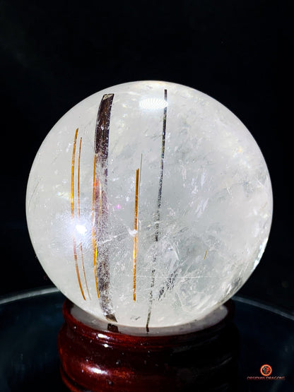 Boule de cristal de roche - inclusions de tourmalines et rutiles | obsidian dragons
