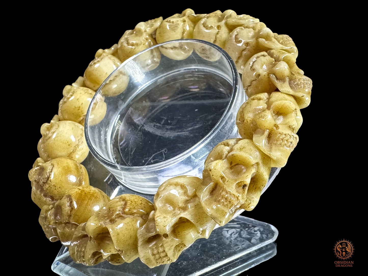 Bracelet crânes en os de buffle – Memento mori artisanal | obsidian dragons