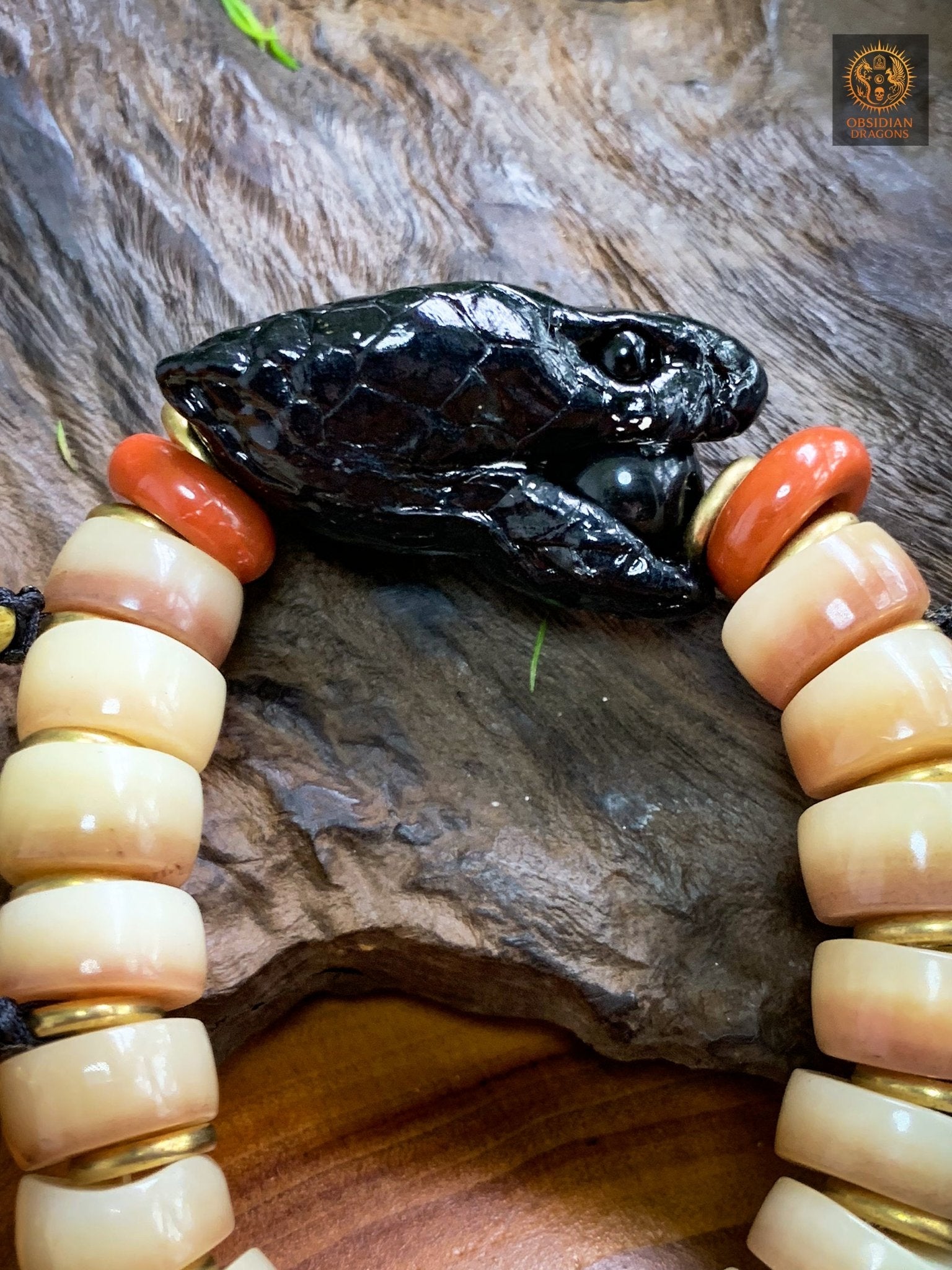 Bracelet Chamanique-Cobra et os-Rituel tantrique Himalayen | obsidian dragons