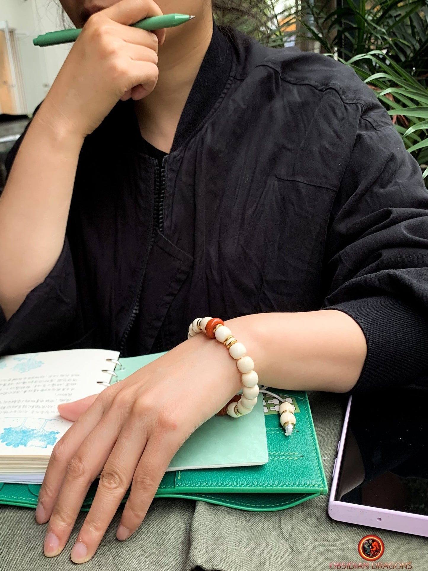 Bracelet Dragon en Ivoire de Mammouth et Agate Nan Hong | obsidian dragons
