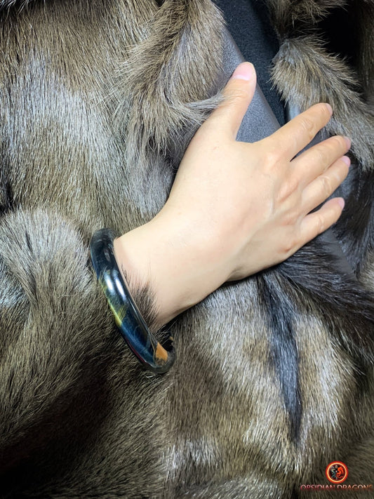 Bracelet Jonc en Œil de Faucon Naturel - Élégance et Brillance | obsidian dragons