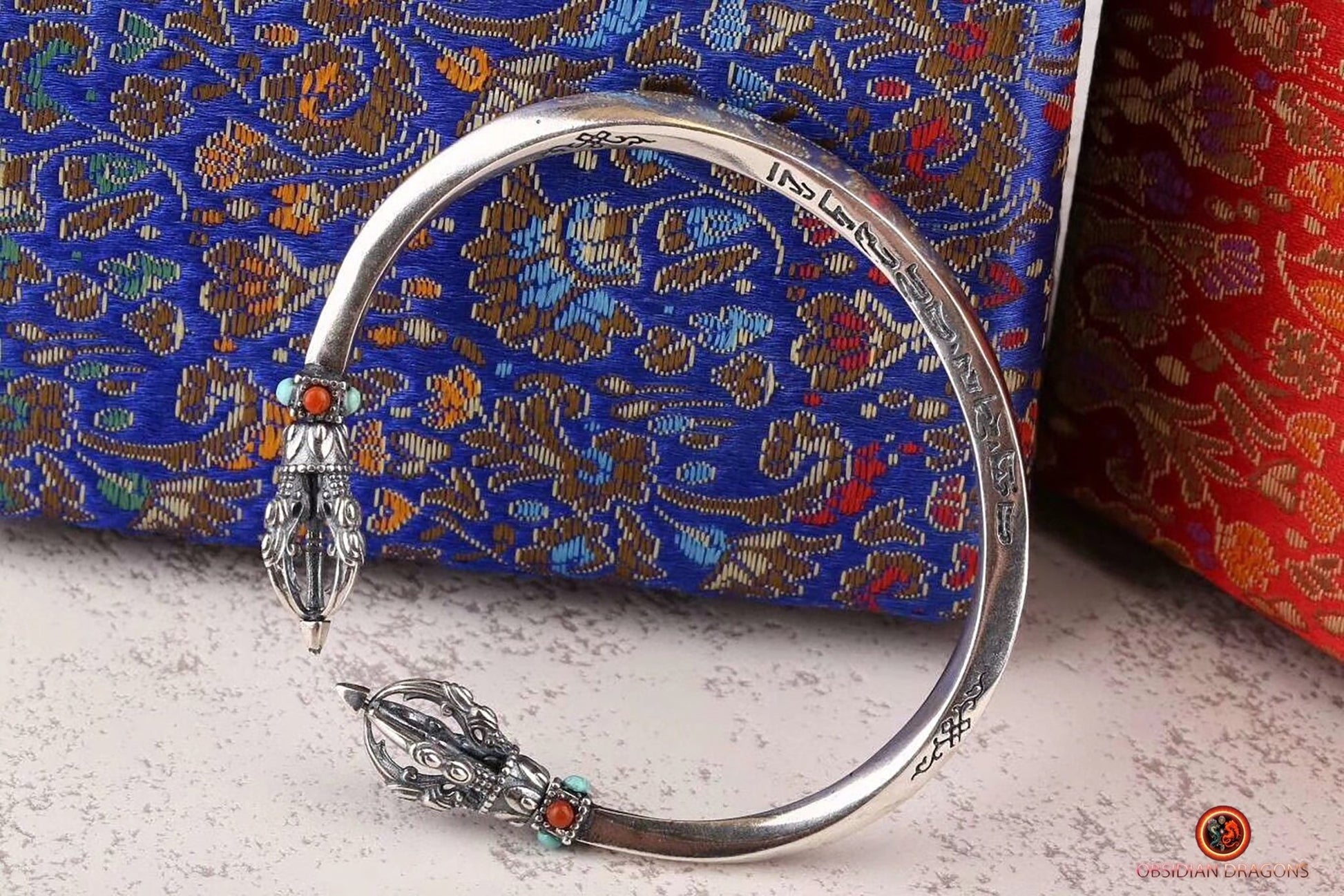 Bracelet bouddhiste en argent 925 - Protection du Dorjé | obsidian dragons