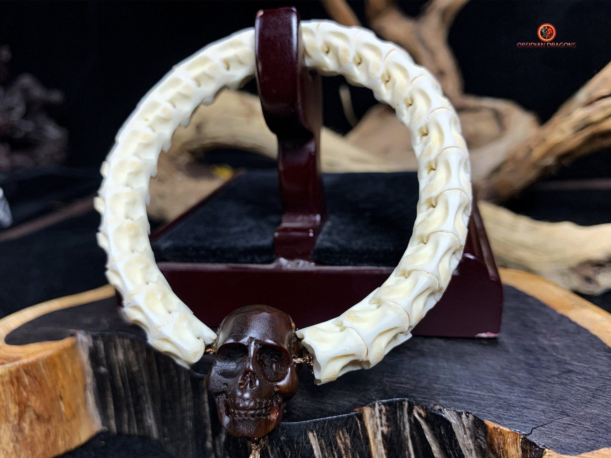 Bracelet en Vertèbres de Serpent - Crâne et Phurba | obsidian dragons