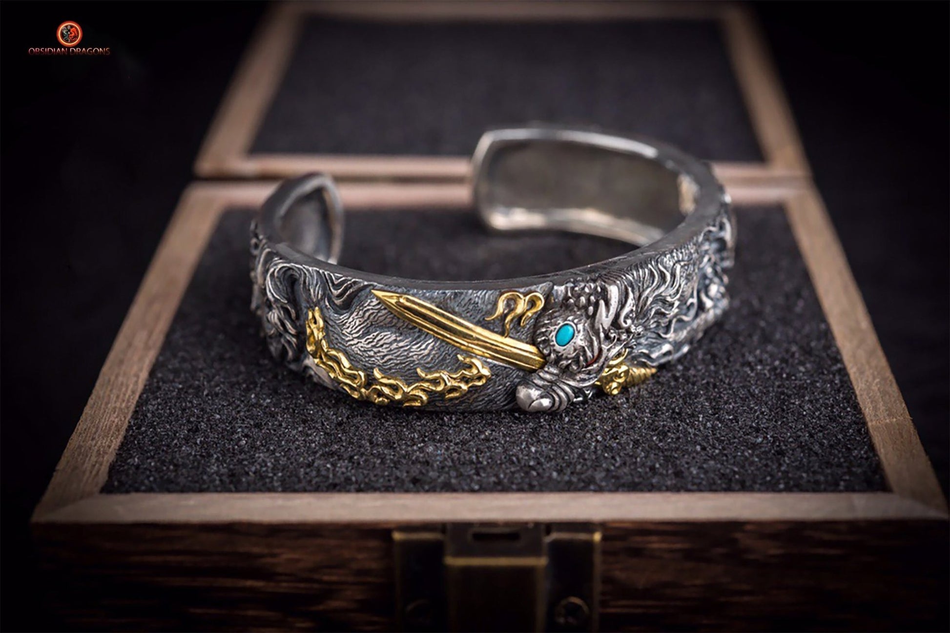 Bracelet Manchette Dragon Yazi en Argent - Force et Protection | obsidian dragons