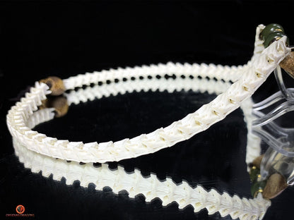 Collier Dent de Mégalodon et Vertèbres de Serpent – Collier Totem | obsidian dragons