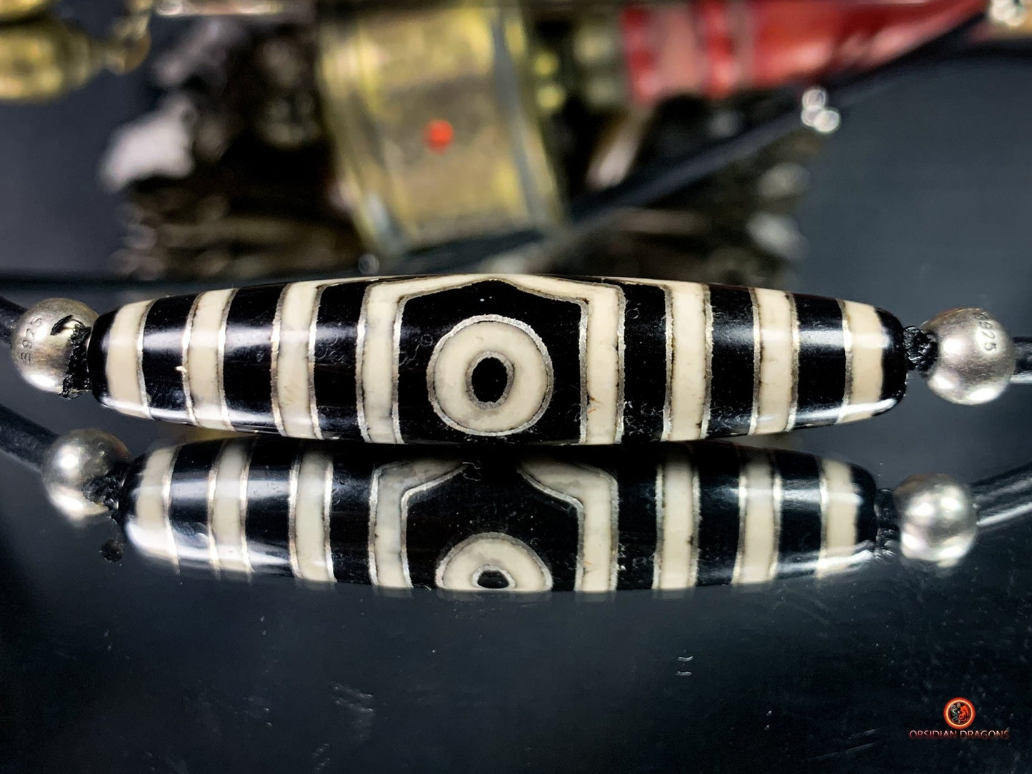 Collier Dzi à 3 Yeux Authentique – Intuition et Sagesse | obsidian dragons