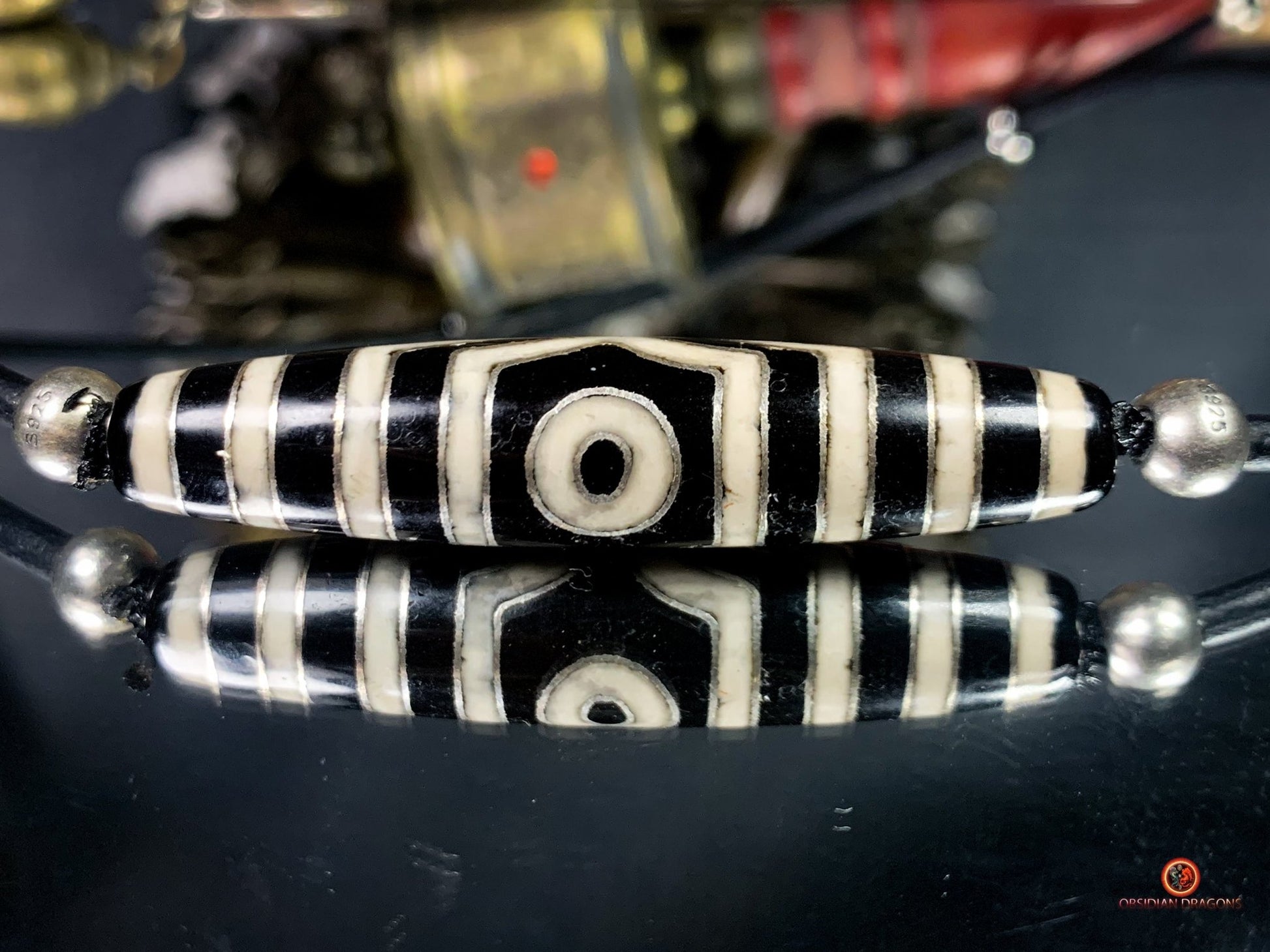 Collier Dzi à 3 Yeux Authentique – Intuition et Sagesse | obsidian dragons