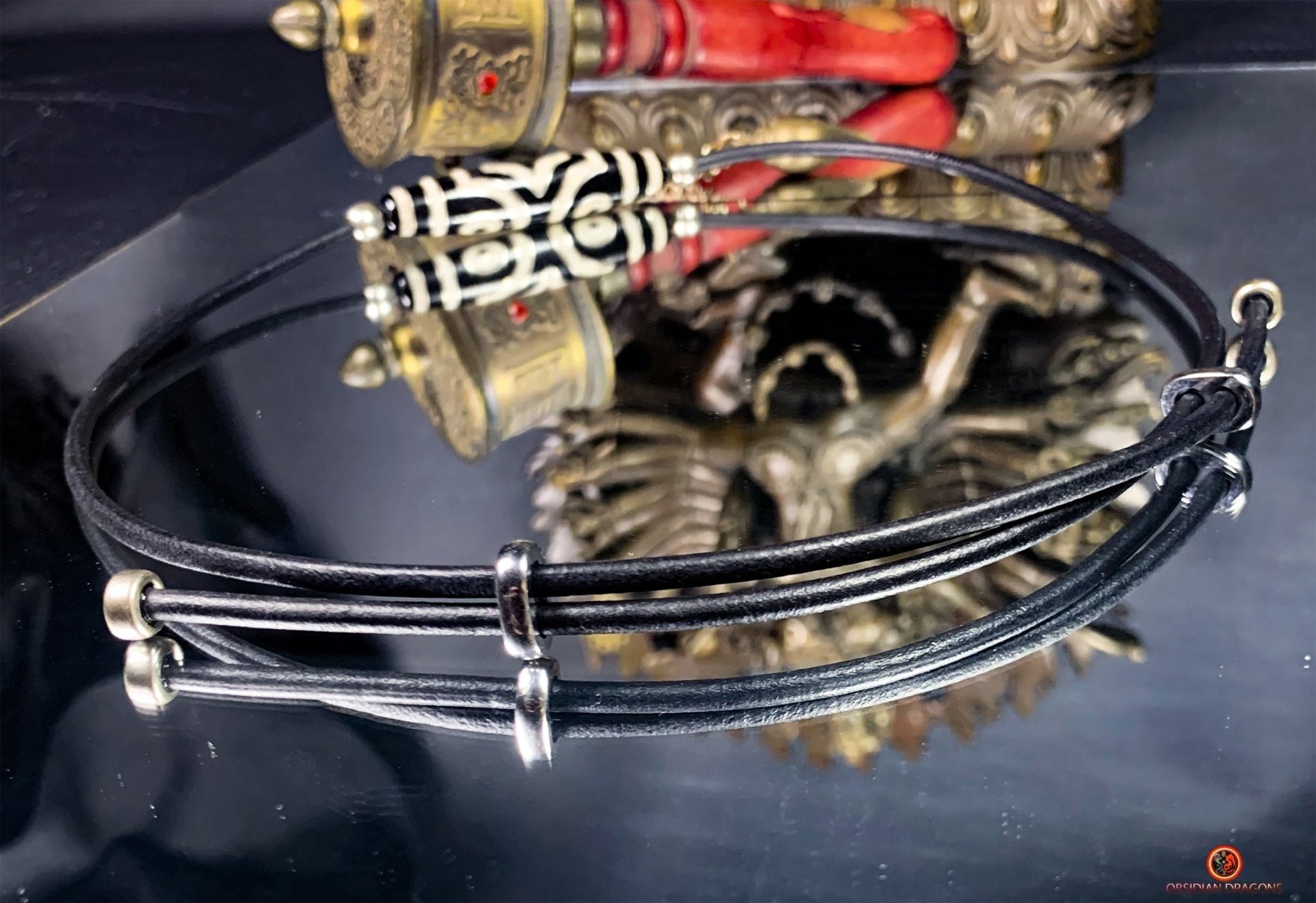 Collier Dzi à 3 Yeux Authentique – Intuition et Sagesse | obsidian dragons