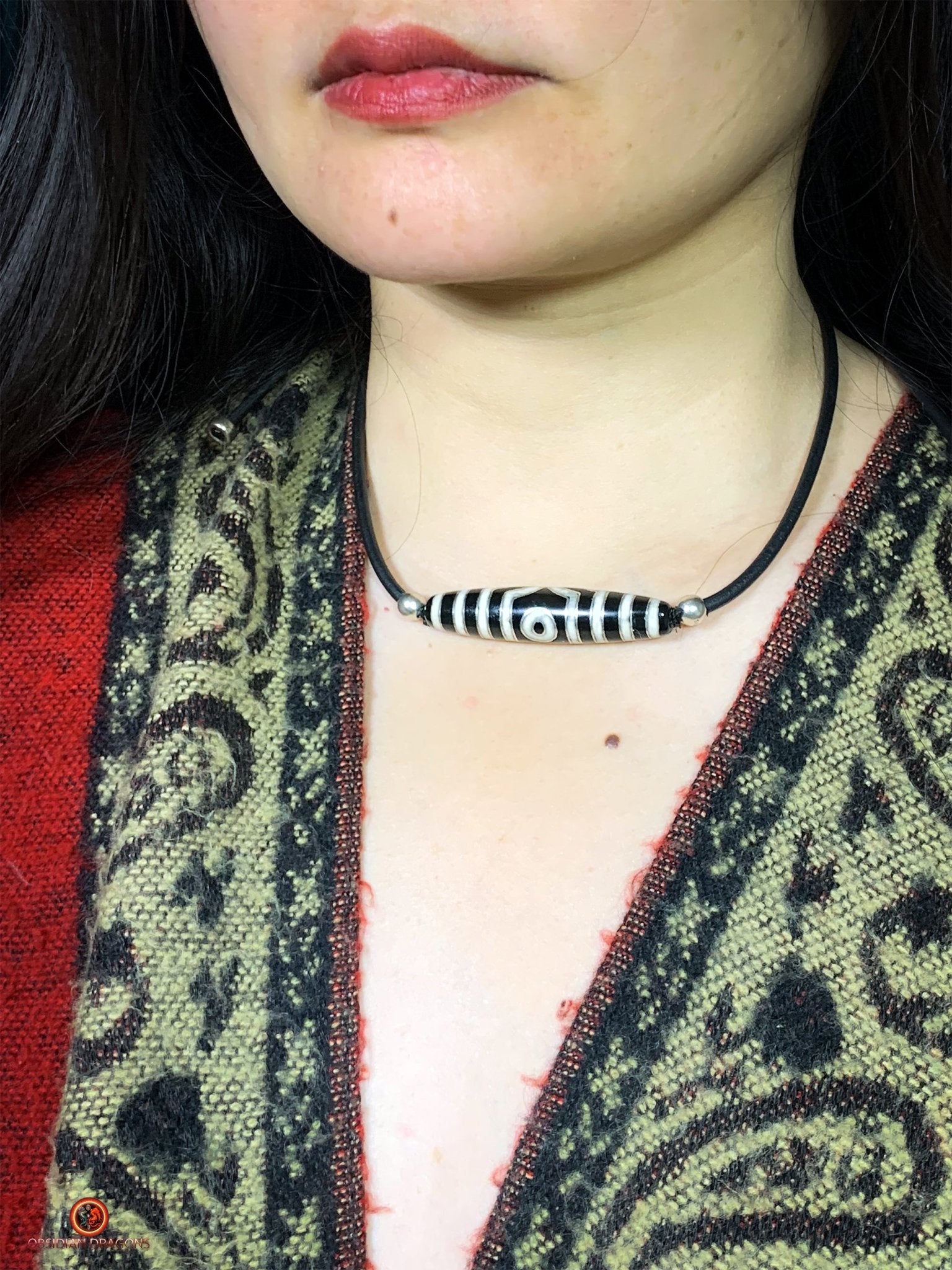 Collier Dzi à 3 Yeux Authentique – Intuition et Sagesse - obsidian dragons