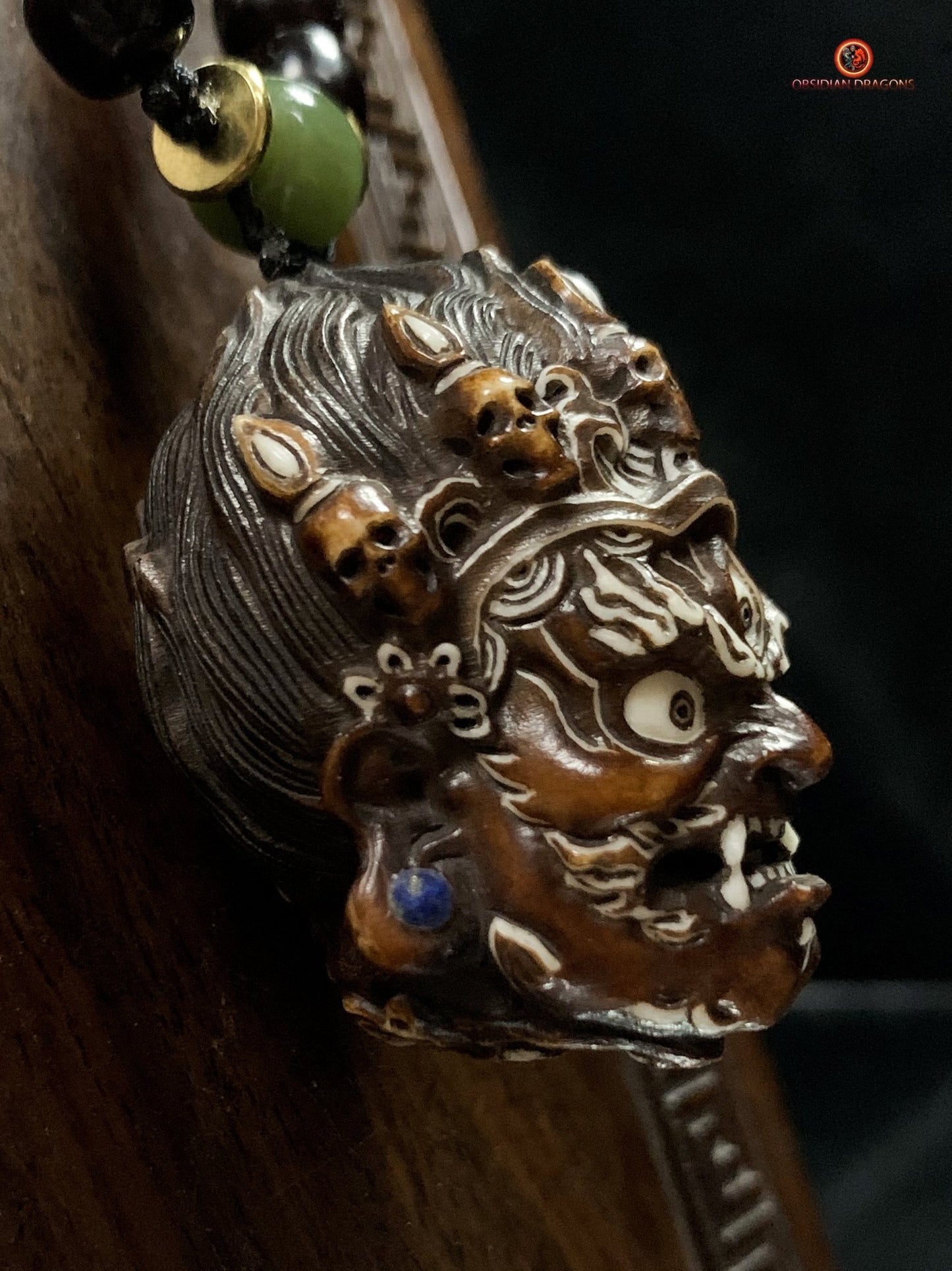 Collier bouddhiste tibétain rare - Pendentif Mahakala | obsidian dragons