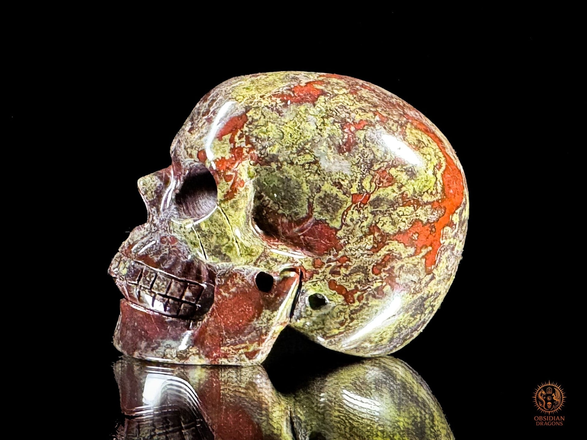 Crâne en Jaspe Sang de Dragon – Sculpture Artisanale | obsidian dragons