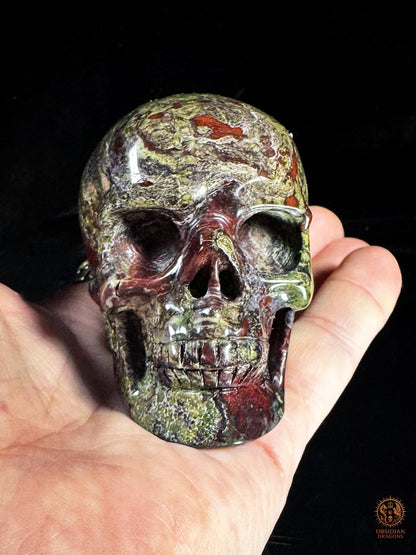 Crâne en Jaspe Sang de Dragon – Sculpture Artisanale | obsidian dragons