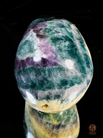 Crâne en fluorite & calcite - Sculpture minérale rare | obsidian dragons