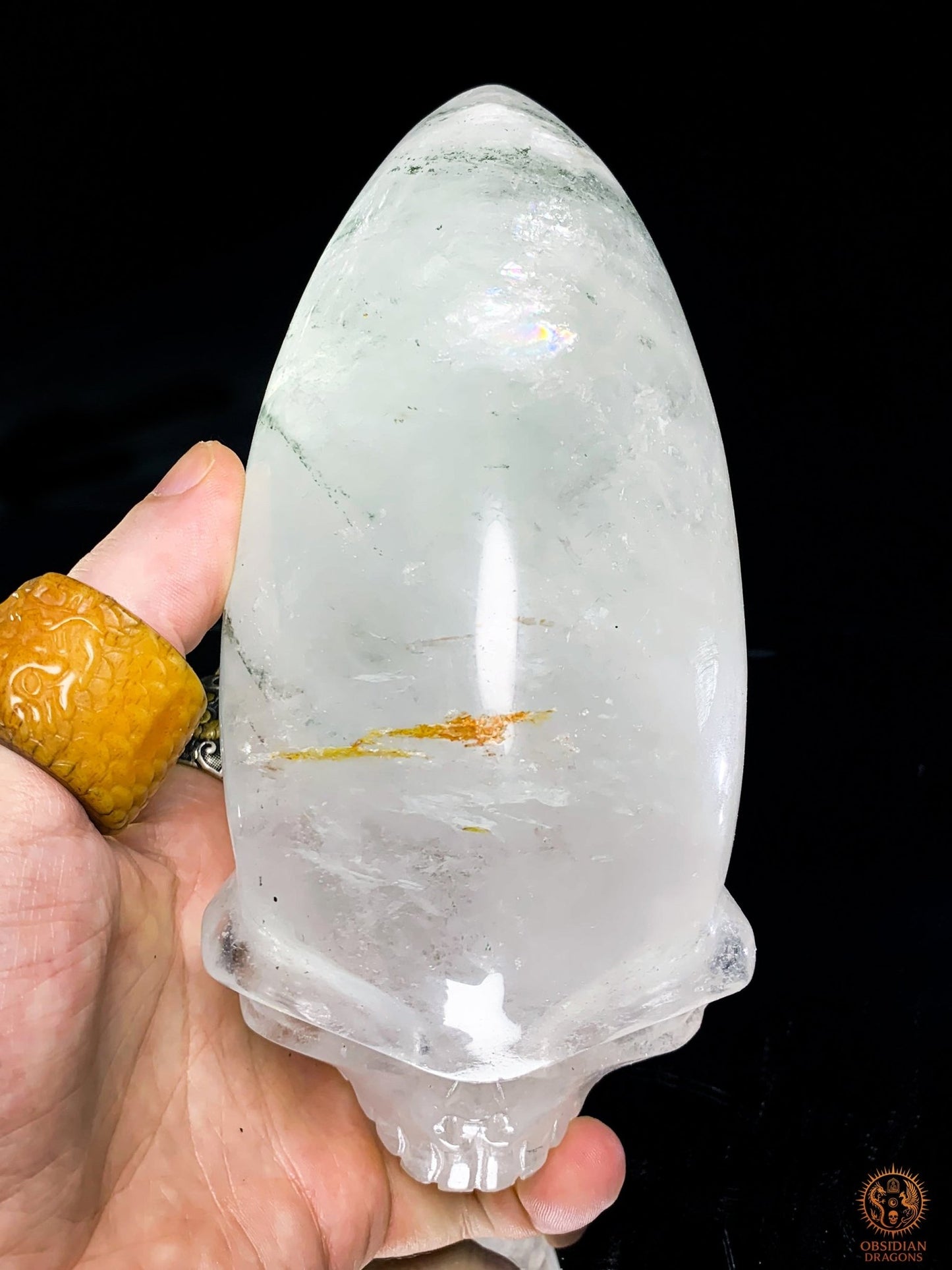 Crâne de Cristal Alien en Quartz Lodolite – Reflets Cosmiques