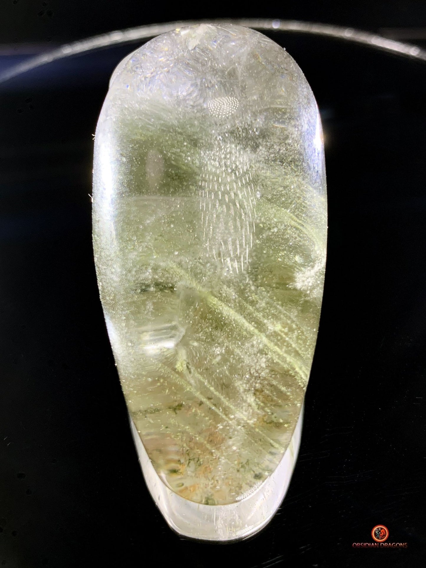 Crâne de cristal allongé - Quartz chlorite - Énergie | obsidian dragons