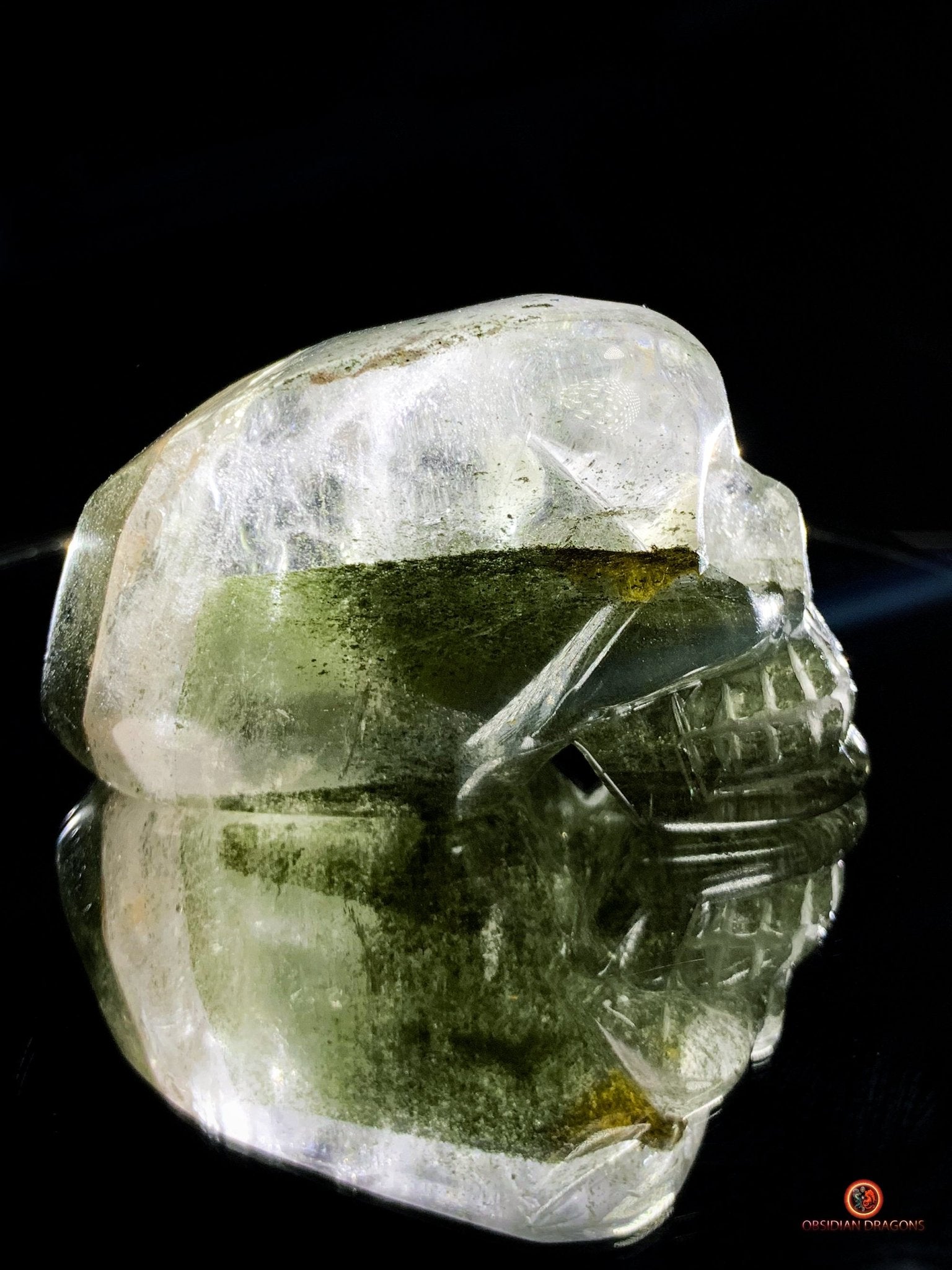 Crâne de cristal allongé - Quartz chlorite - Protection | obsidian dragons
