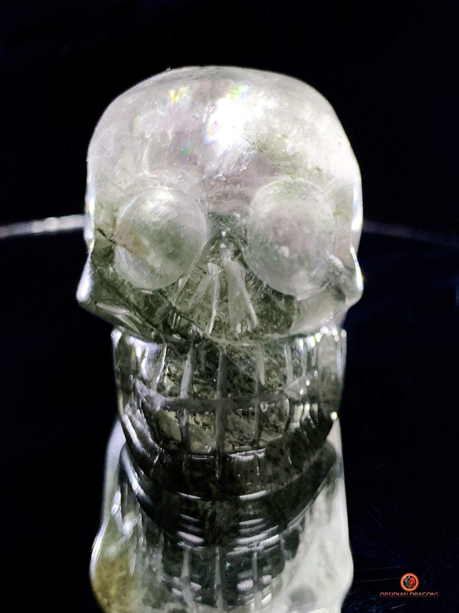 Crâne de cristal allongé - Quartz chlorite - Protection | obsidian dragons