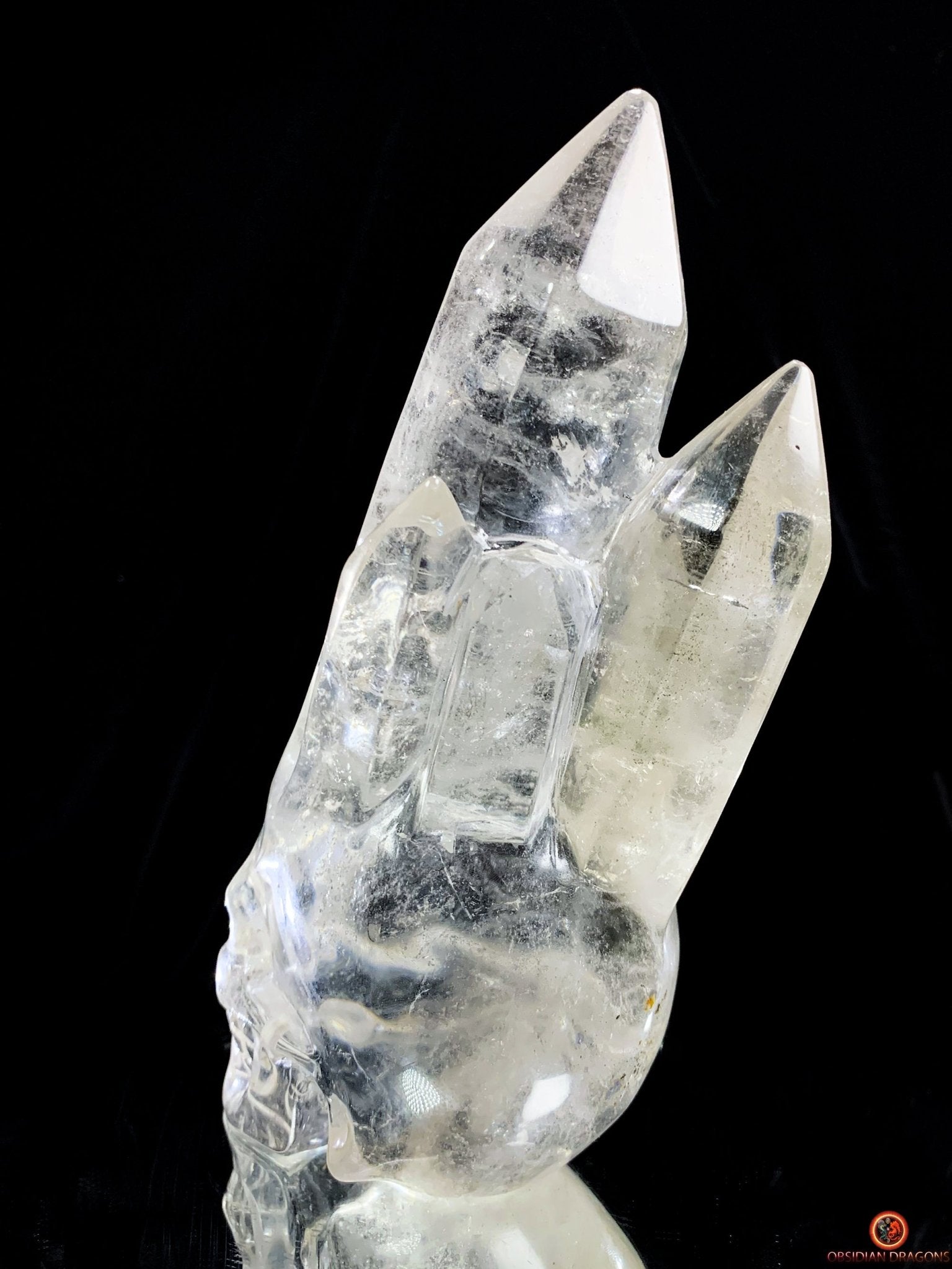Crâne de Cristal - cristal de roche - Crâne à Pointes de Cristal | obsidian dragons