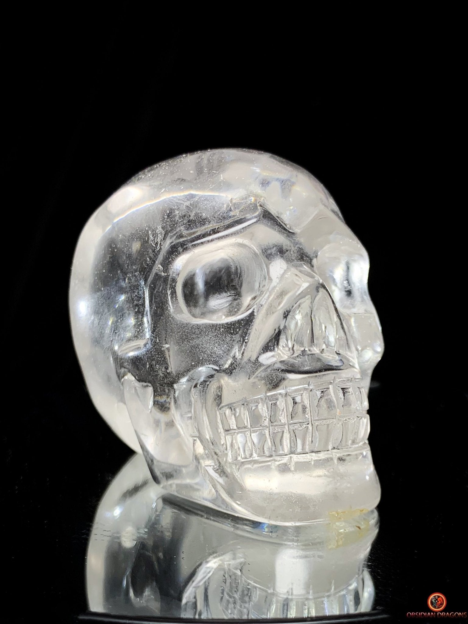Crâne de Cristal de Roche Naturel – Reflets Arc-en-Ciel | obsidian dragons