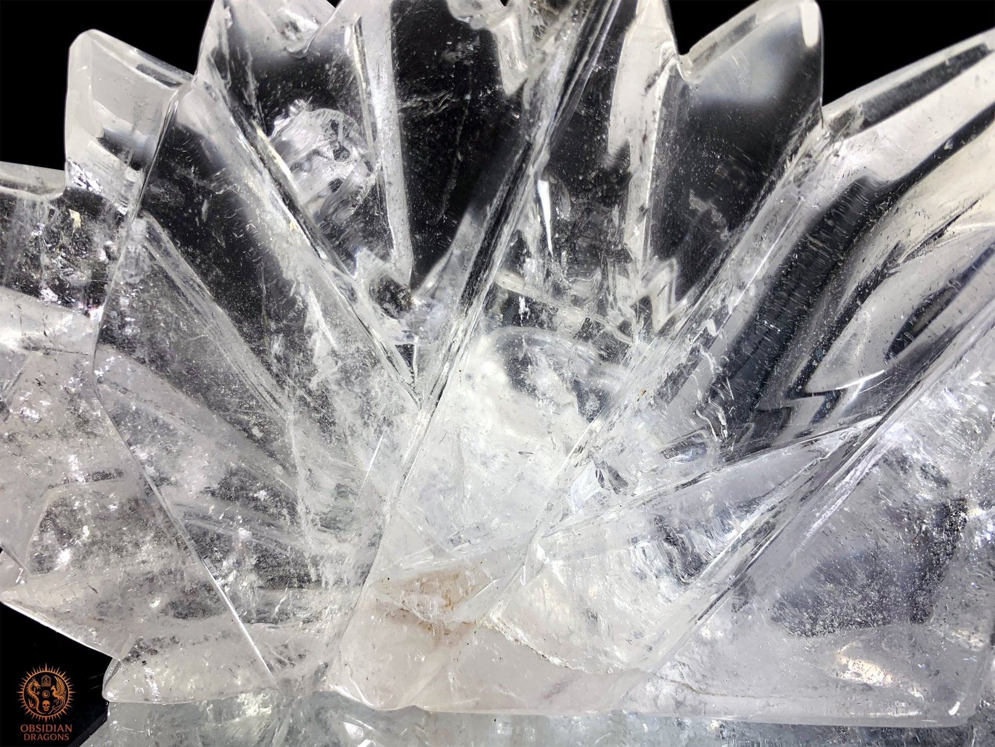 Crâne de Cristal en Cristal de Roche – Couronne de lumière - obsidian dragons