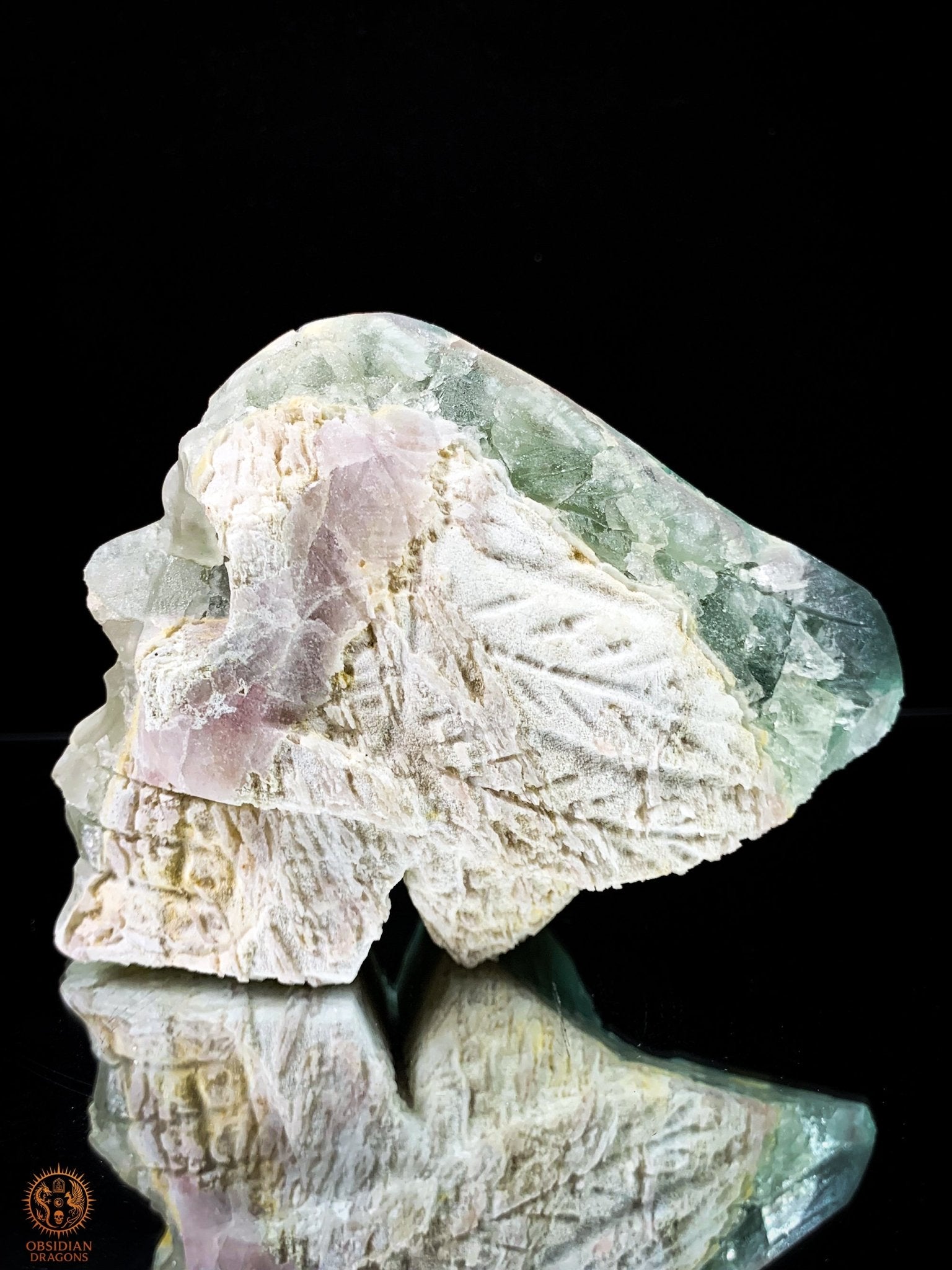 Crâne de Cristal en Fluorite Verte Brute – Crâne de cristal ailé | obsidian dragons