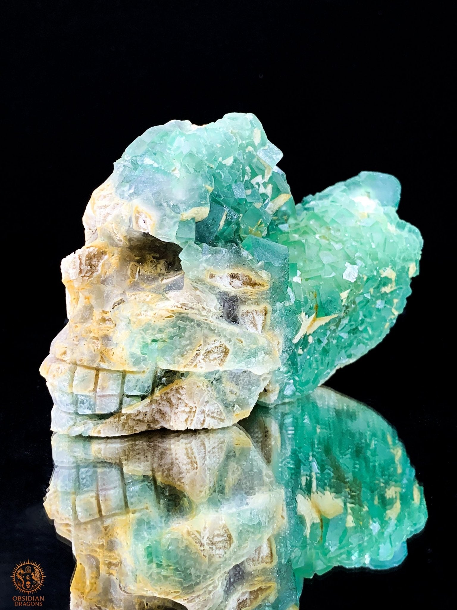 Crâne de Cristal en Fluorite Verte Brute – Esprit Ancien | obsidian dragons