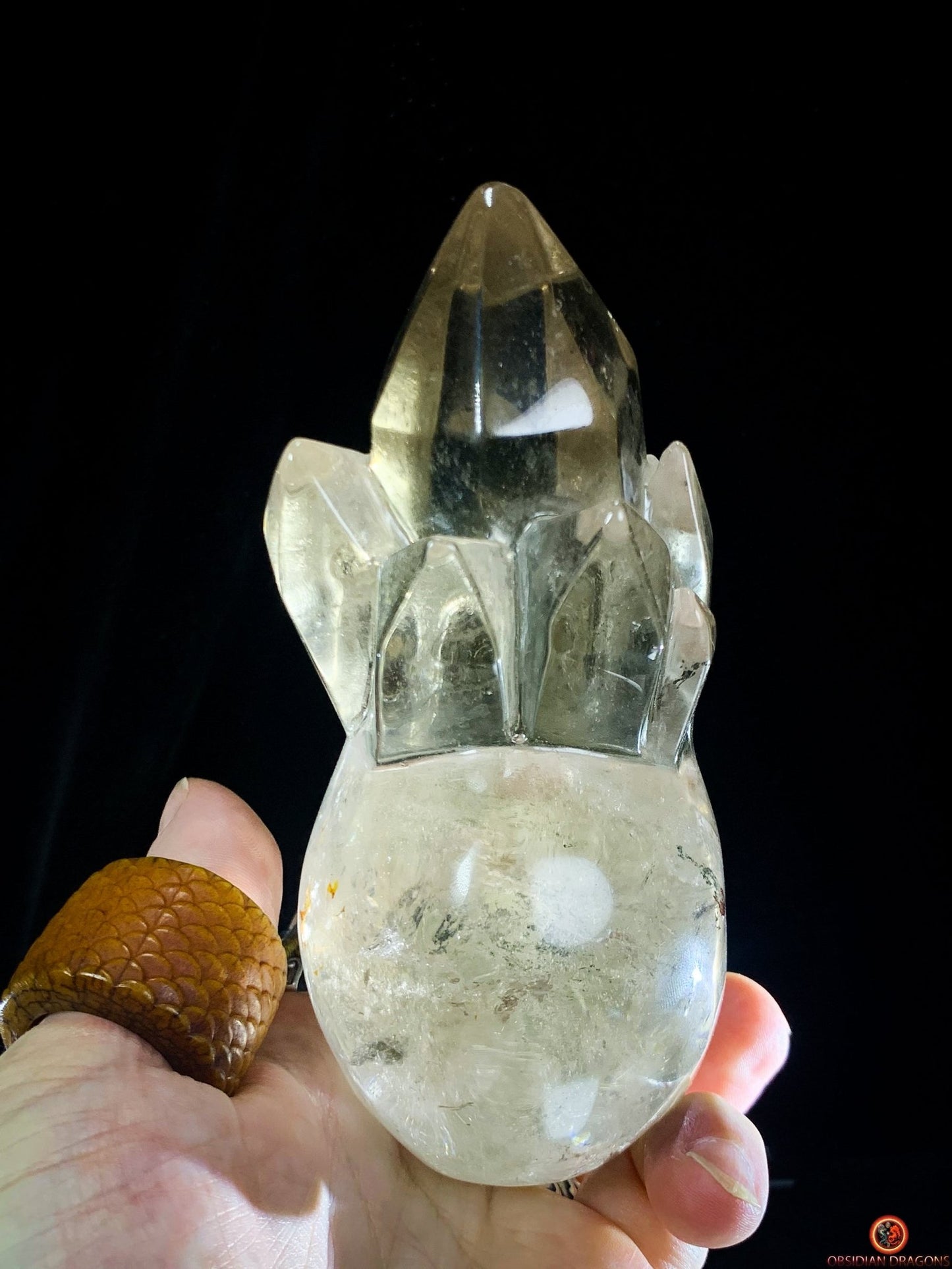 Crâne de Cristal en Quartz Fumé – Crâne de Cristal à Pointes - obsidian dragons