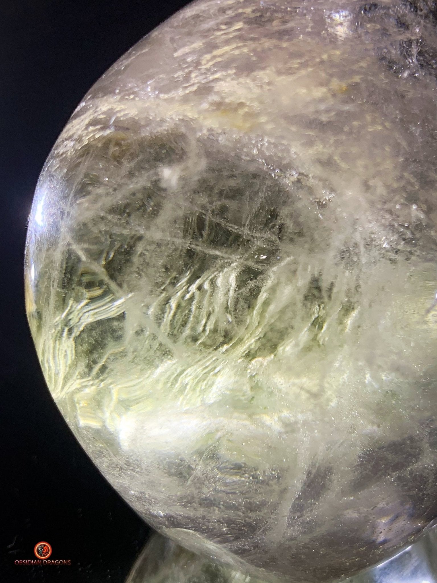 Crâne de Cristal en Quartz Lodolite - Qualité Supérieure | obsidian dragons