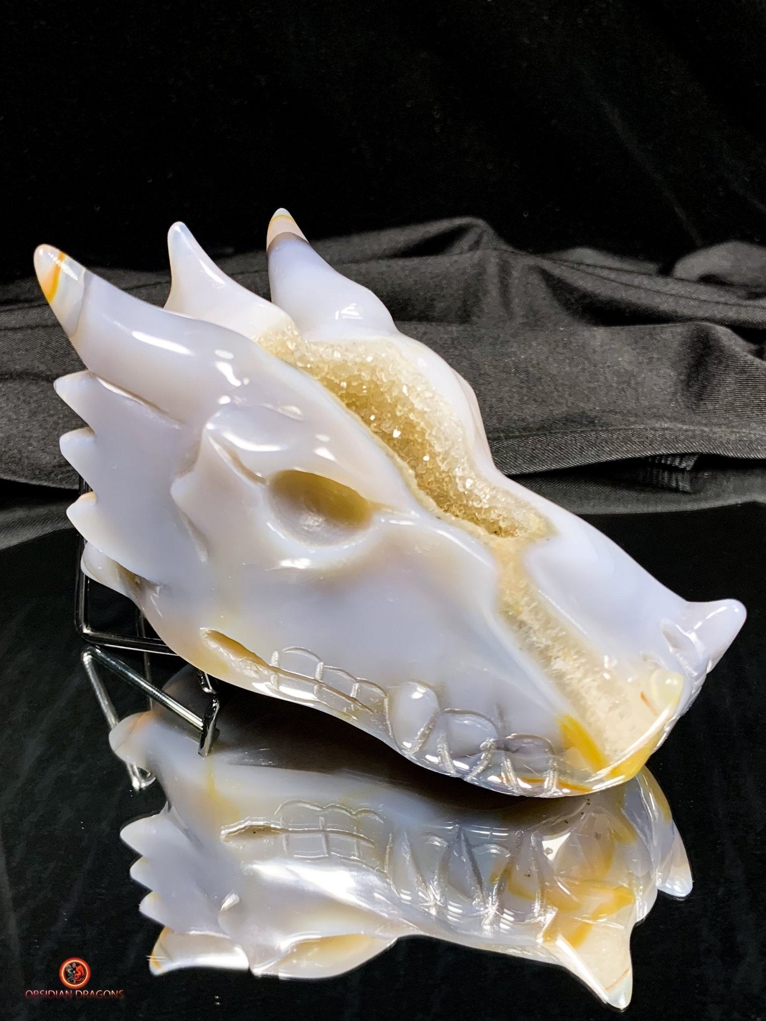 Crâne de Dragon en Géode de Quartz - Éveil Énergétique | obsidian dragons