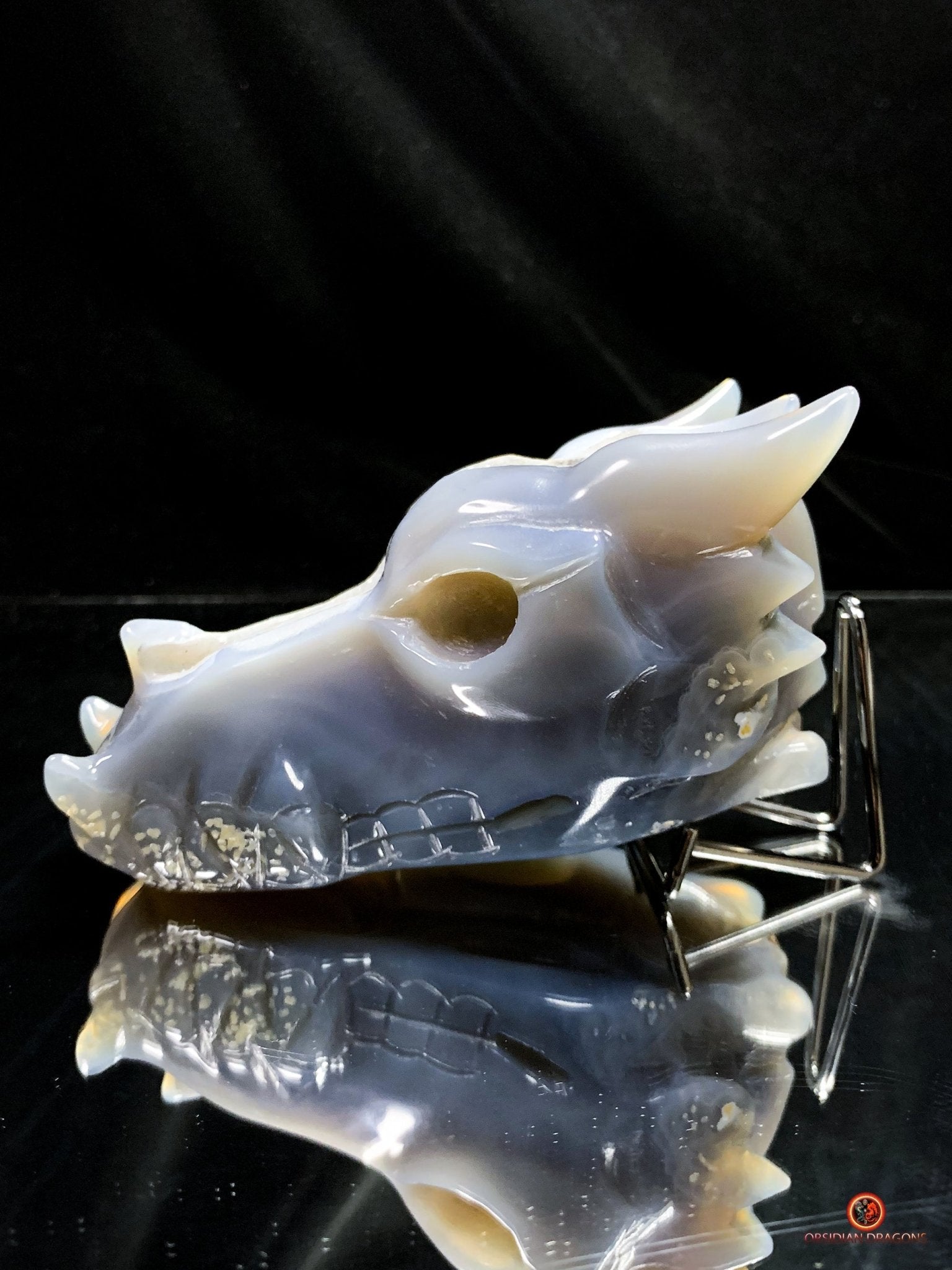 Crâne de Dragon en Géode de Quartz – Éveil et Protection | obsidian dragons