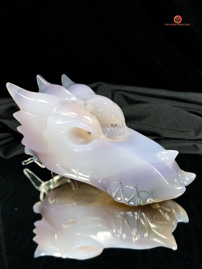 Crâne de Dragon en Géode de Quartz – Harmonie Spirituelle | obsidian dragons