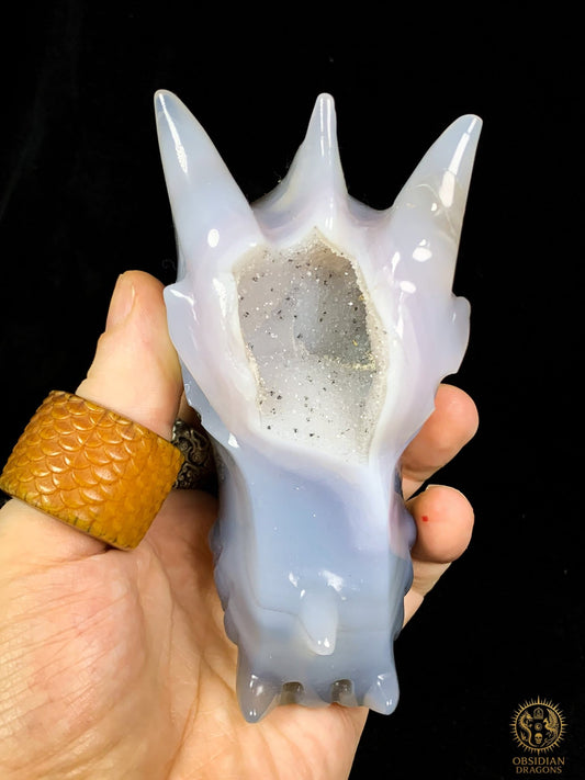 Crâne de Dragon en calcédoine- Géode- Souffle Opalescent | obsidian dragons