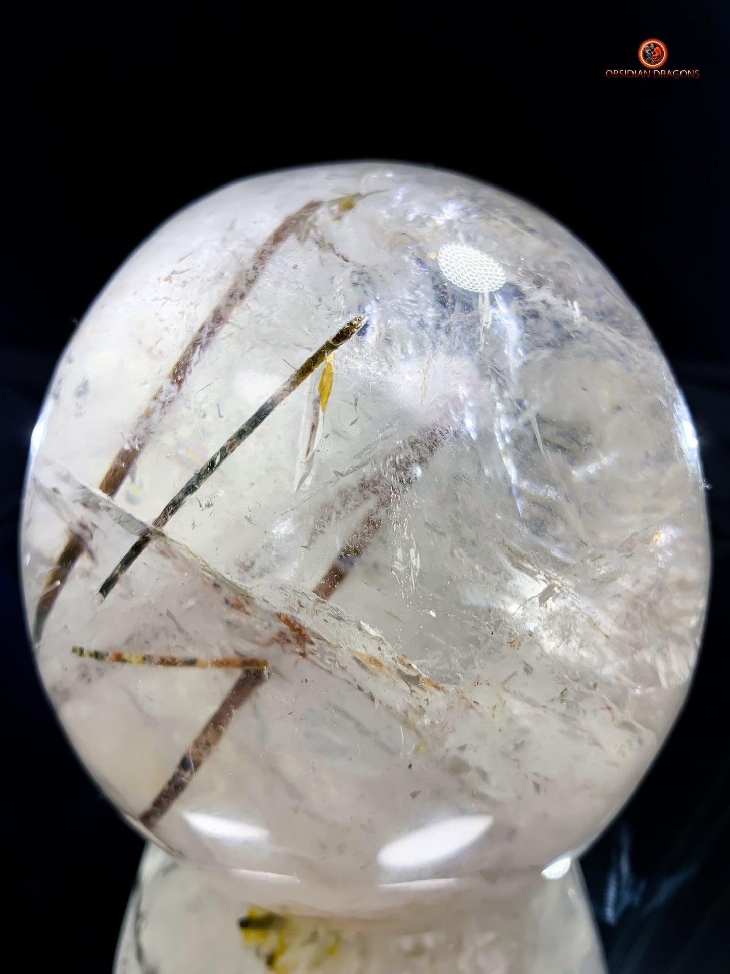 Crâne de cristal de roche à inclusions de tourmalines | obsidian dragons