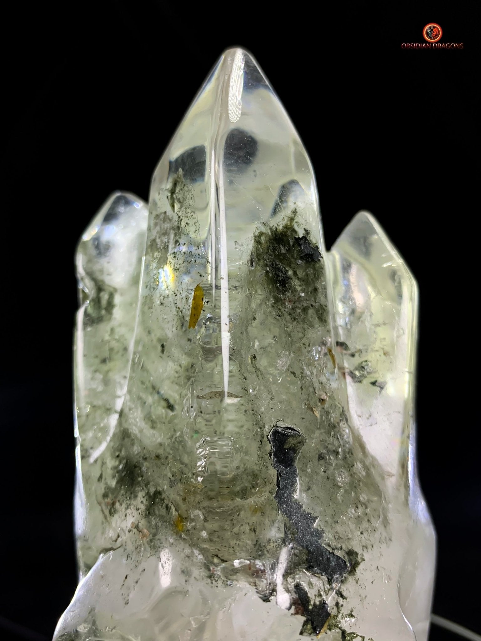 Crâne de cristal en quartz chlorite - Pièce Unique Sculptée | obsidian dragons