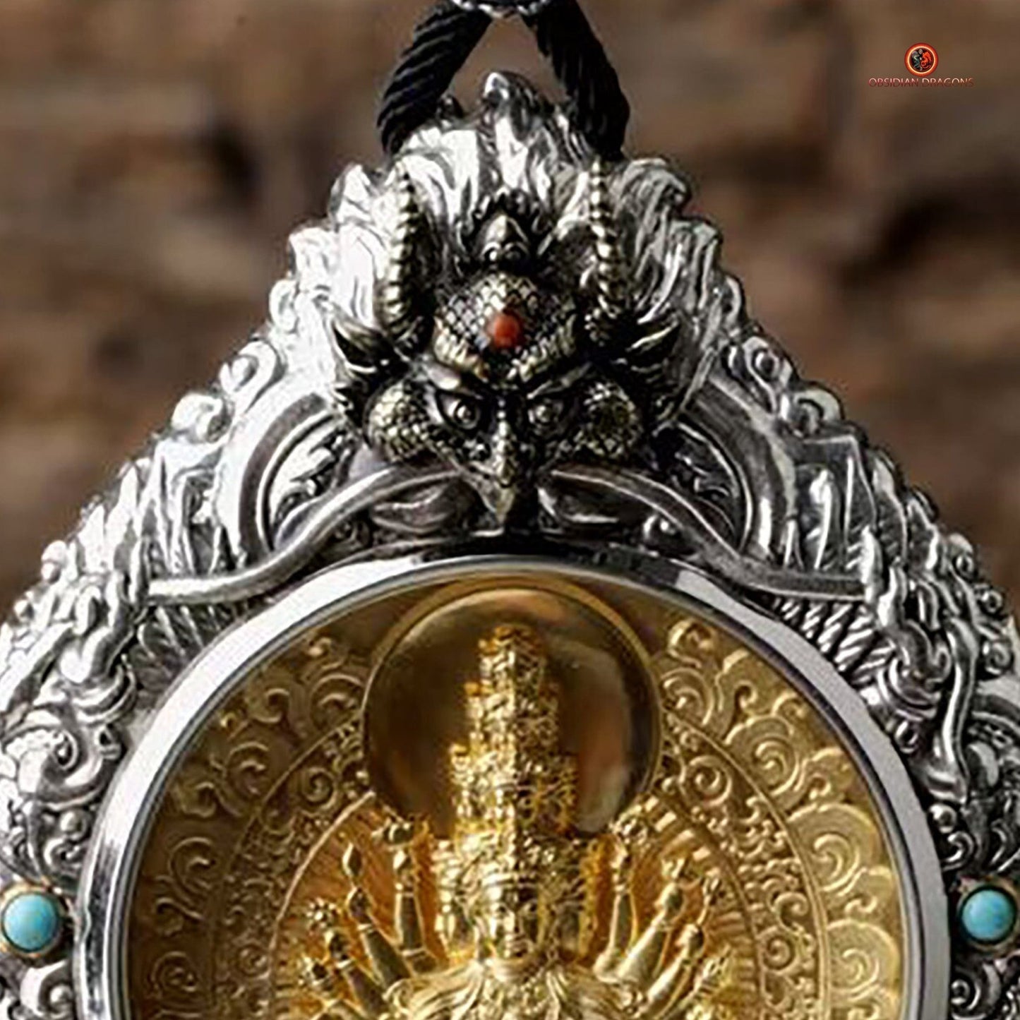 Ghau Chenrezig à milles bras - Amulette Bouddhiste en Argent et or | obsidian dragons