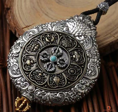 Ghau Chenrezig à milles bras - Amulette Bouddhiste en Argent et or | obsidian dragons