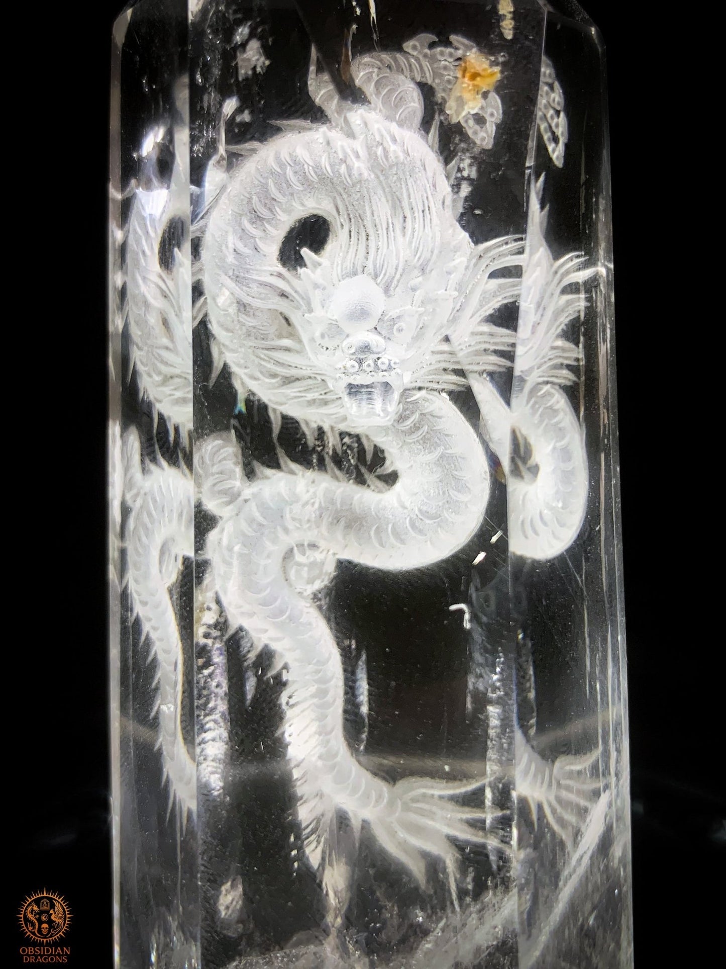 Grande pointe de cristal de roche Dragon - glyptique 3D | obsidian dragons