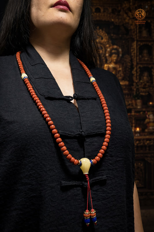 Mala 108 perles en agate Nan Hong de baoshan & ambre royal | obsidian dragons