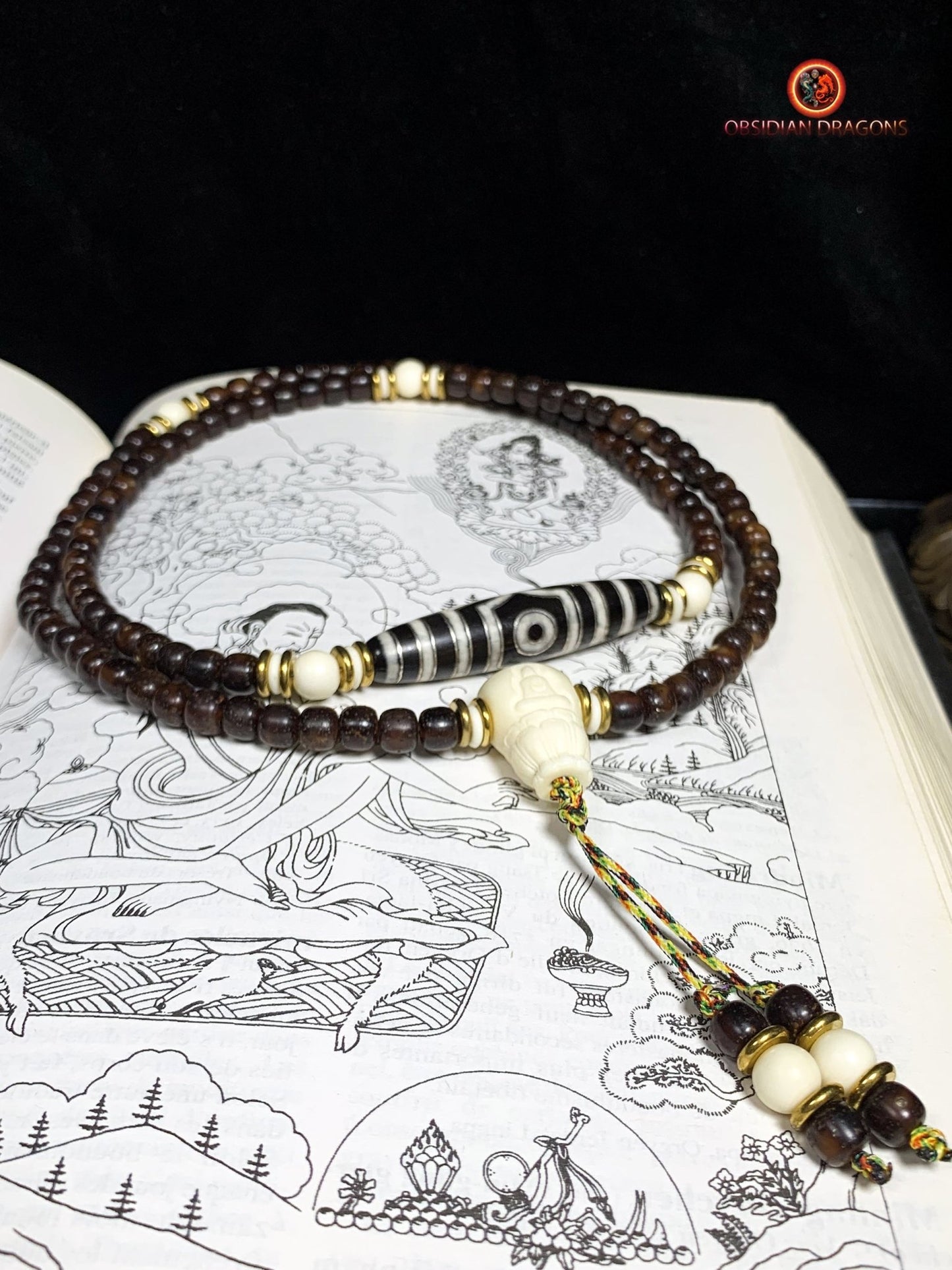 Mala Tibétain en Graines de Bodhi Fossiles - DZI à Trois Yeux | obsidian dragons