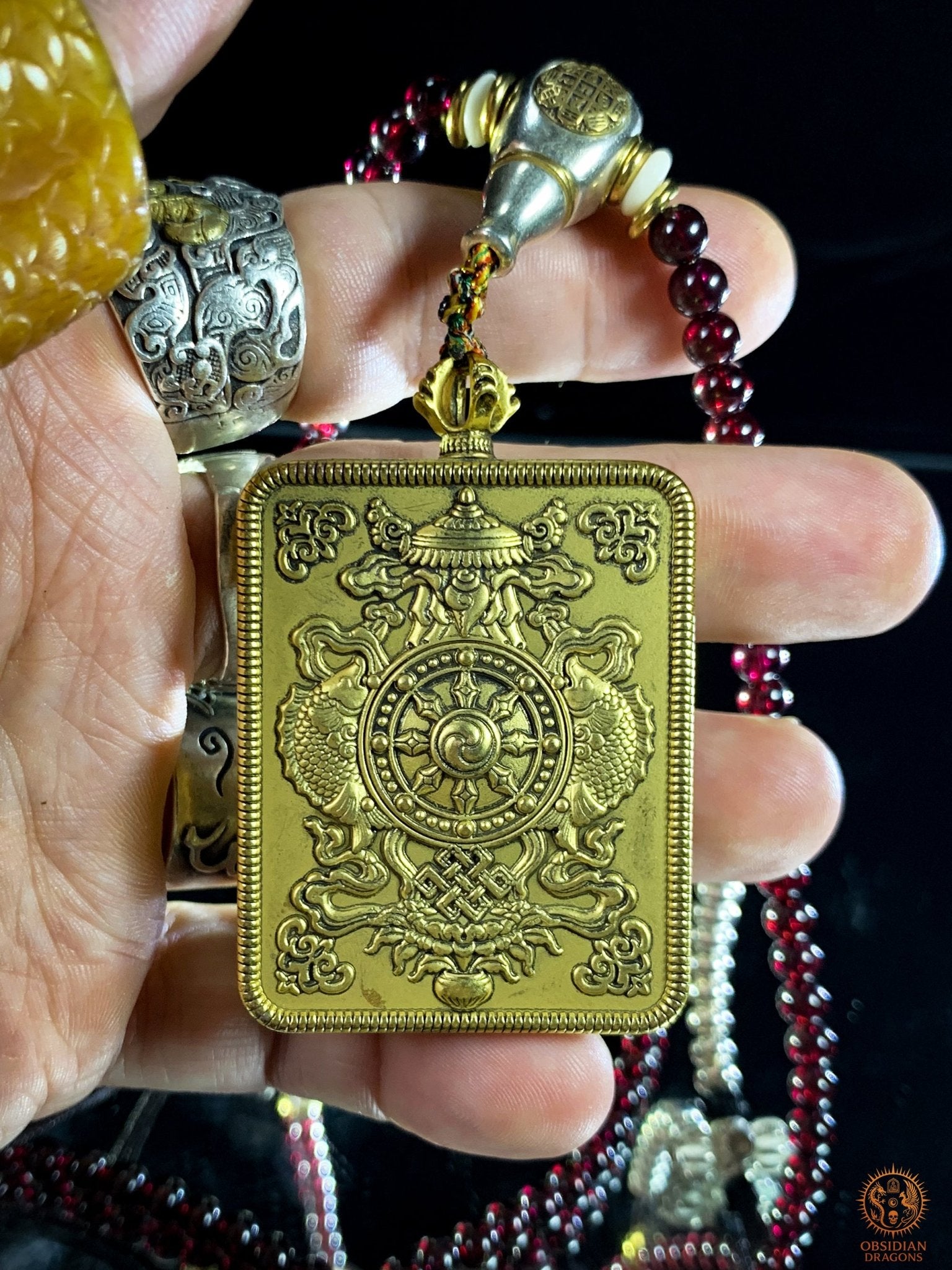 Mala en Grenat – Ghau du Bouddha Amitabha - Tangka Tibétain | obsidian dragons
