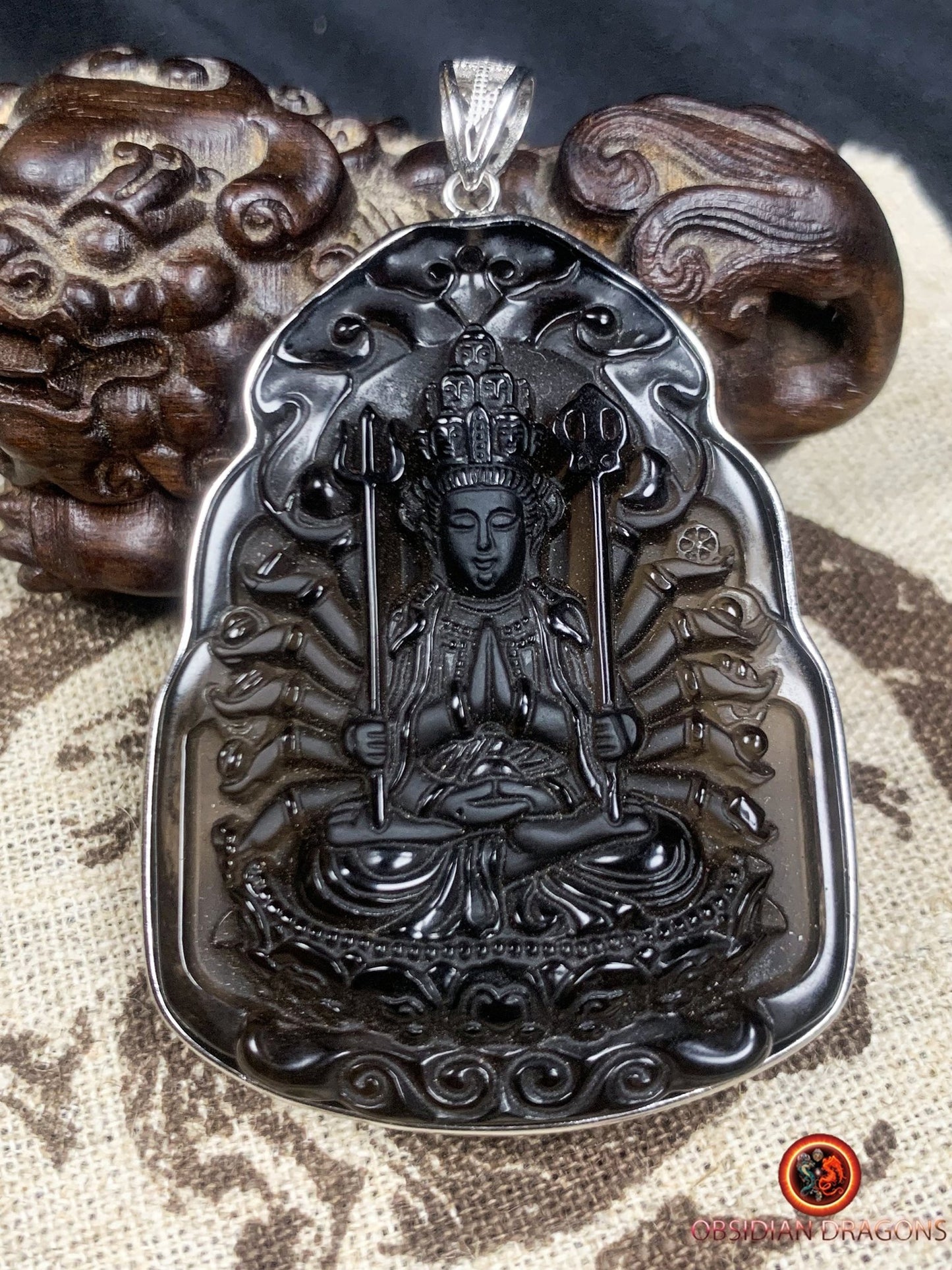 Pendentif Bouddha en Obsidienne - Protection de Chenrezig | obsidian dragons