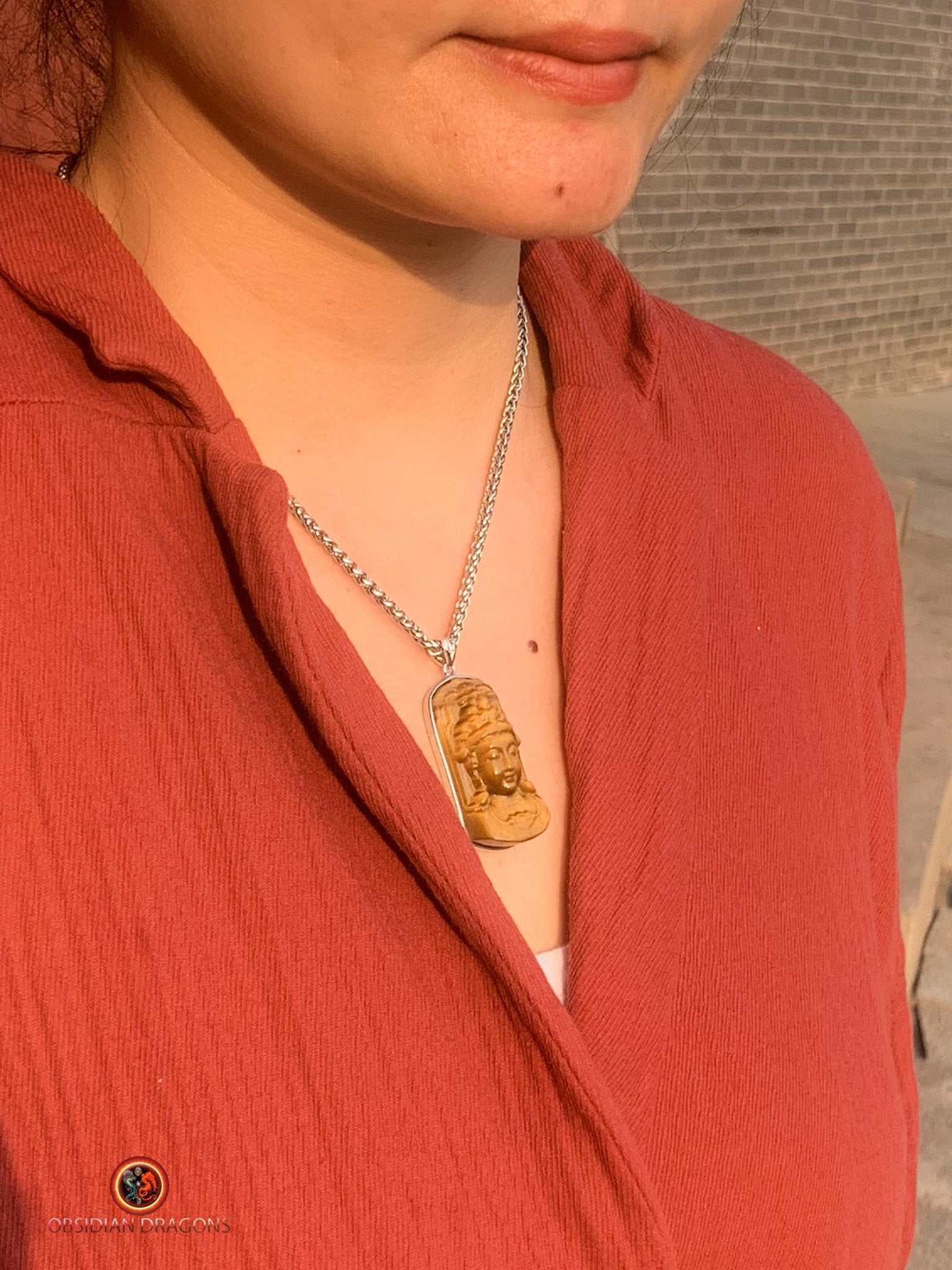 Pendentif Chenrezig en Oeil de Tigre - Argent 925 | obsidian dragons