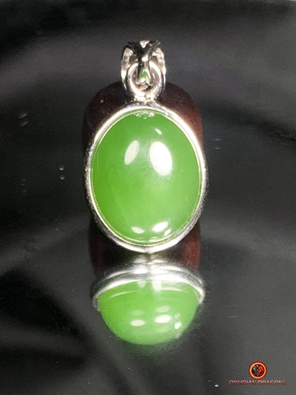 Pendentif jade néphrite serti en argent 925 - Bijou unique | obsidian dragons