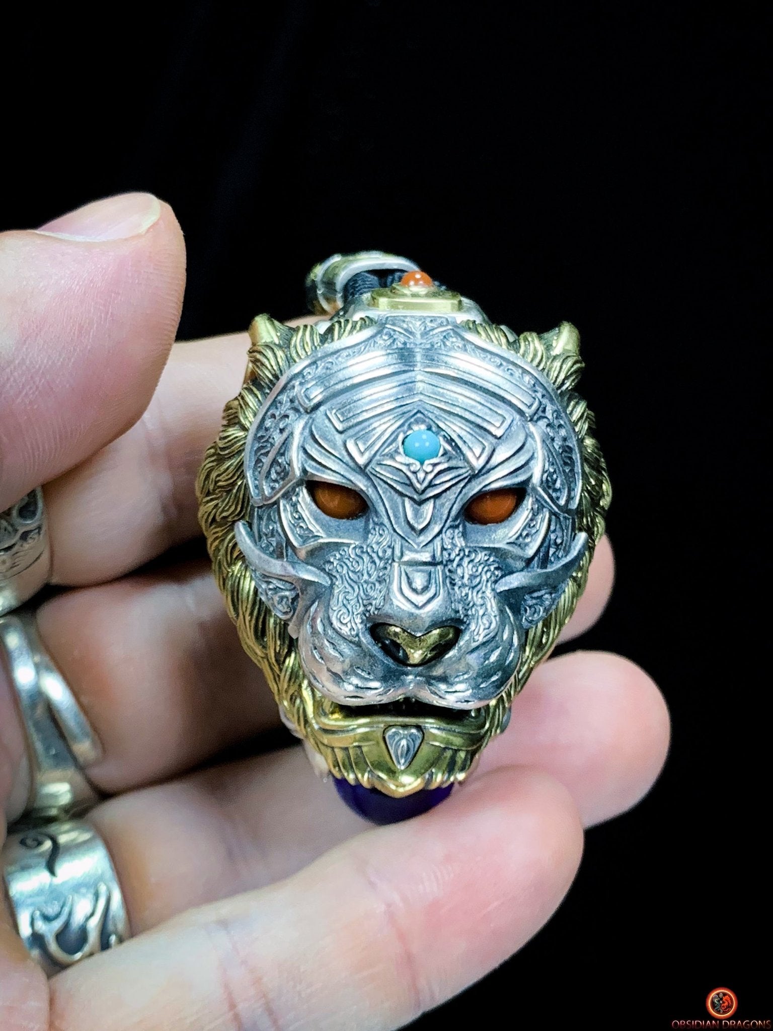 Pendentif tigre - Ghau de l'arhat dompteur - argent & Pierres | obsidian dragons