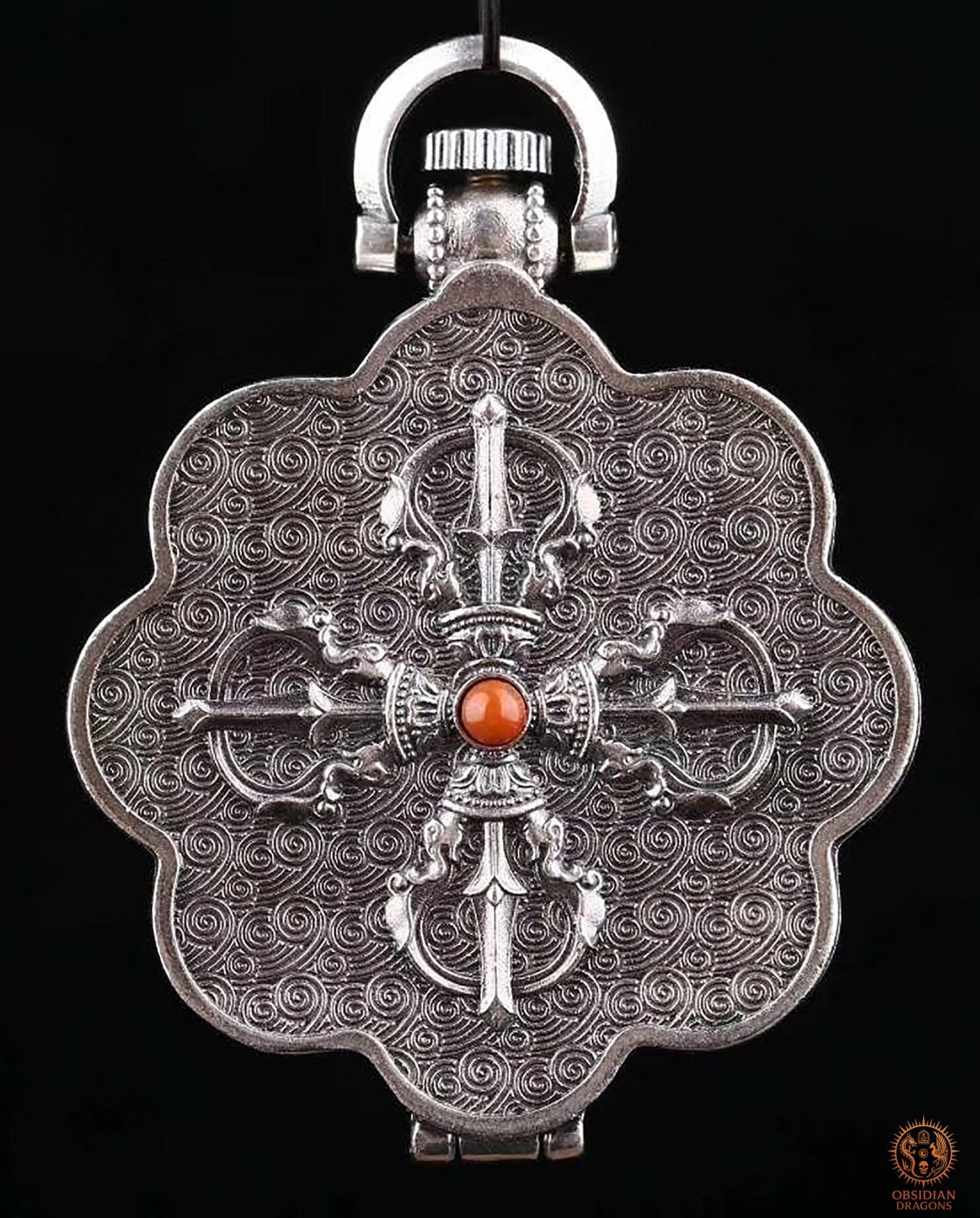Reliquaire Bouddhiste Tibétain – Double Dorjé & Astamangala | obsidian dragons