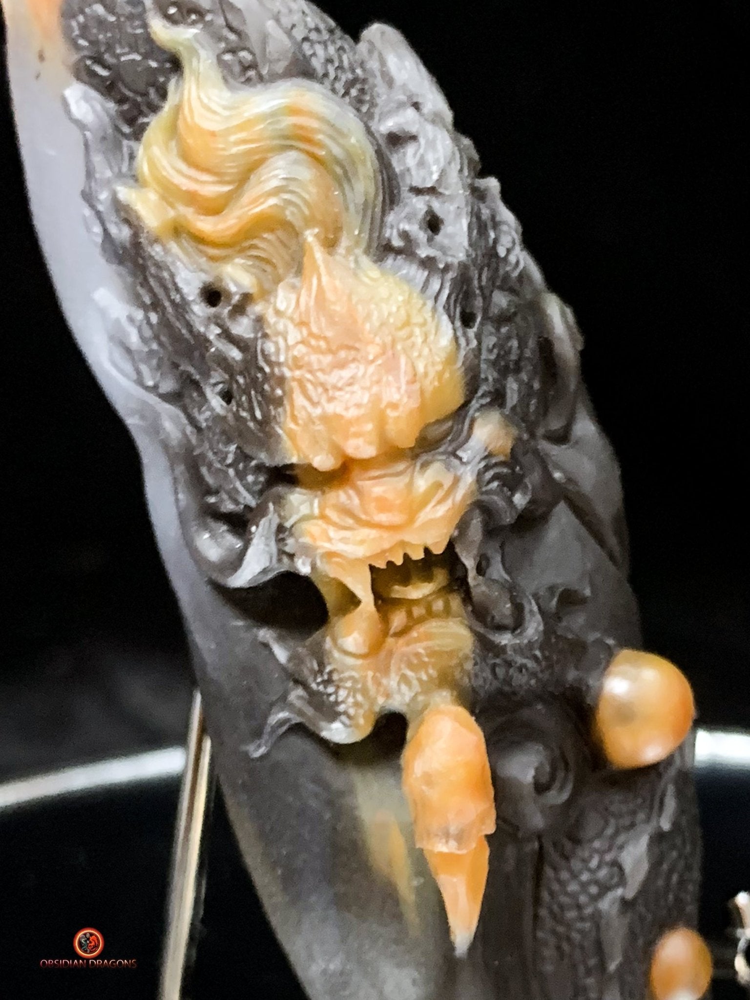 Sculpture de dragon artisanale en calcédoine - Feng Shui | obsidian dragons