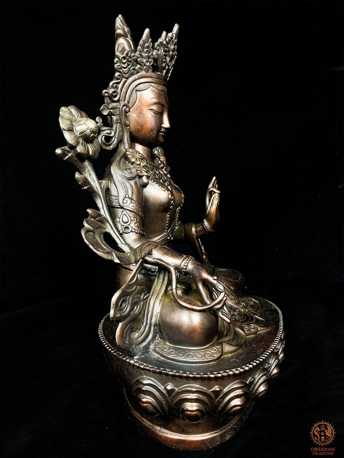 Statue de Tara Blanche en Bronze – Art Sacré Tibétain | obsidian dragons